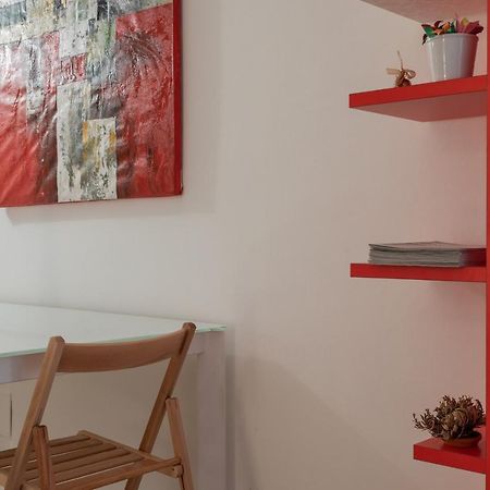 Red Studio Near Porta Nuova By Wonderful Italy Turin Exteriör bild