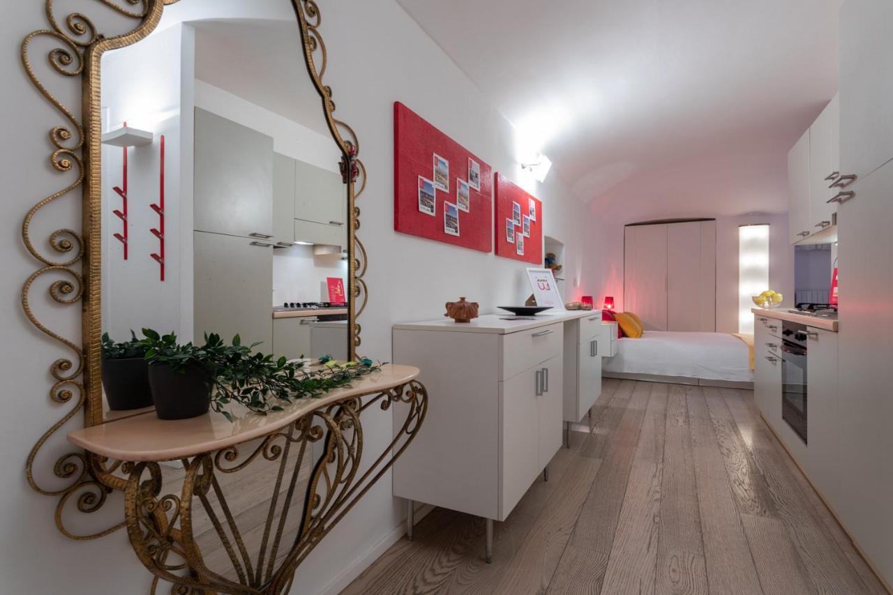 Red Studio Near Porta Nuova By Wonderful Italy Turin Exteriör bild